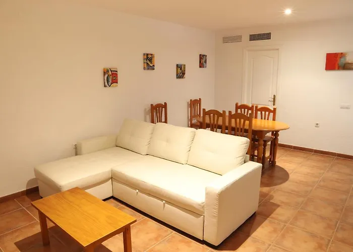 Apto En Residencial El Bosque
