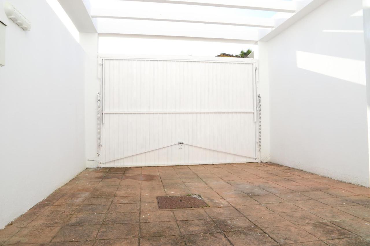 Apto En Residencial El Bosque