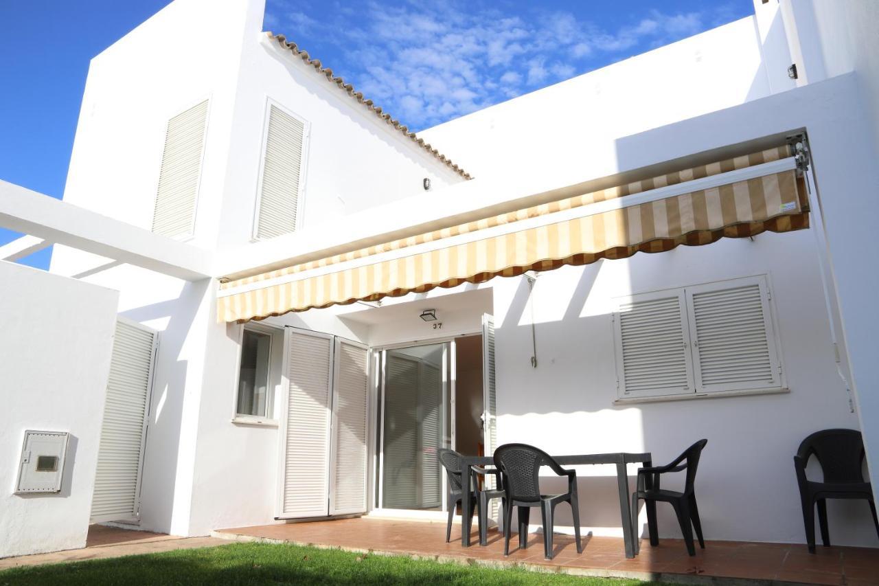 Apto En Residencial El Bosque *